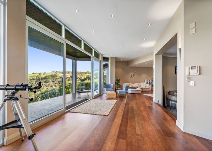  at 139 Roberts Road, Matakatia, Whangaparaoa