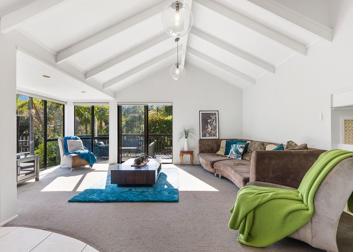  at 5 Hebe Place, Birkenhead, Auckland