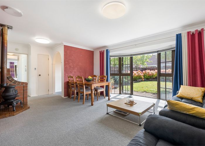  at 4/15 Alfriston Road, Manurewa East, Auckland