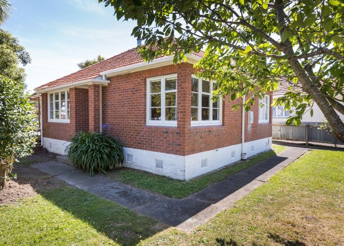  at 1 Moheke Avenue, Roslyn, Palmerston North