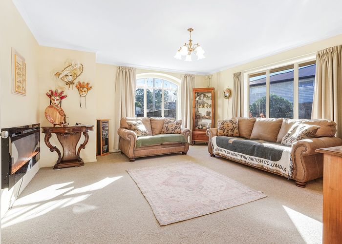  at 101 Dixon Road, Glenview, Hamilton
