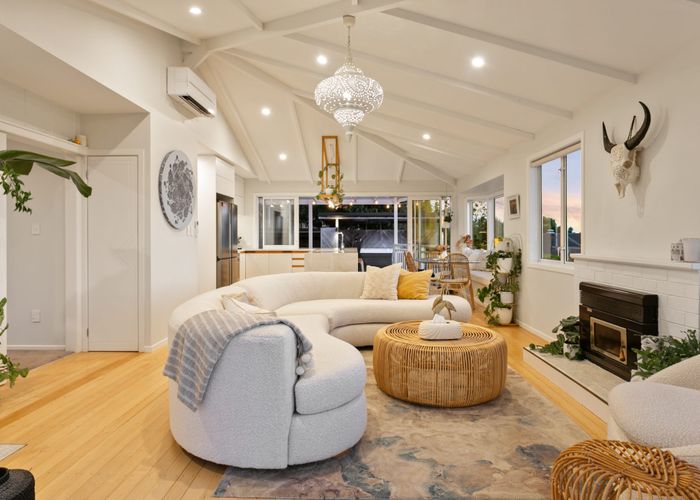  at 93 Taylor Road, Mangere Bridge, Auckland