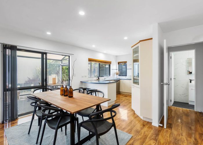  at 1/27 Manuka Road, Bayview, Auckland