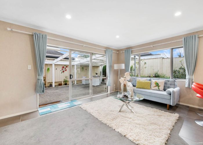  at 26 Speyside Crescent, Flat Bush, Auckland