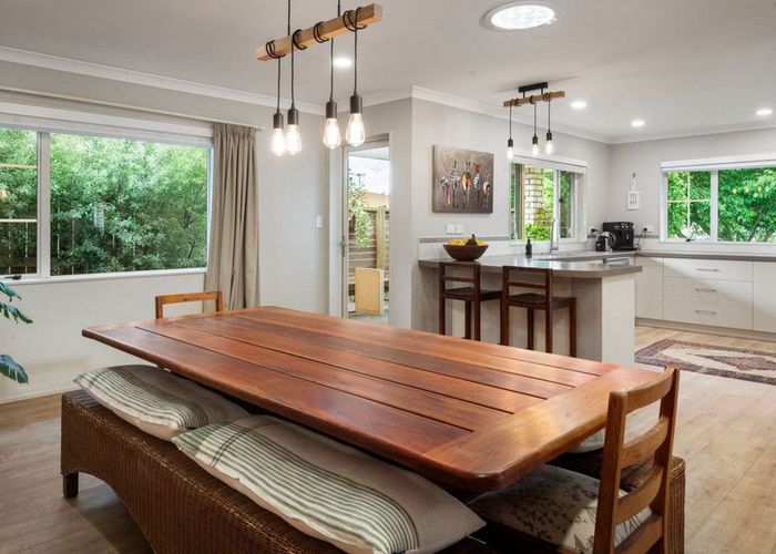  at 2A BRANSLEY GROVE, Western Bay Of Plenty