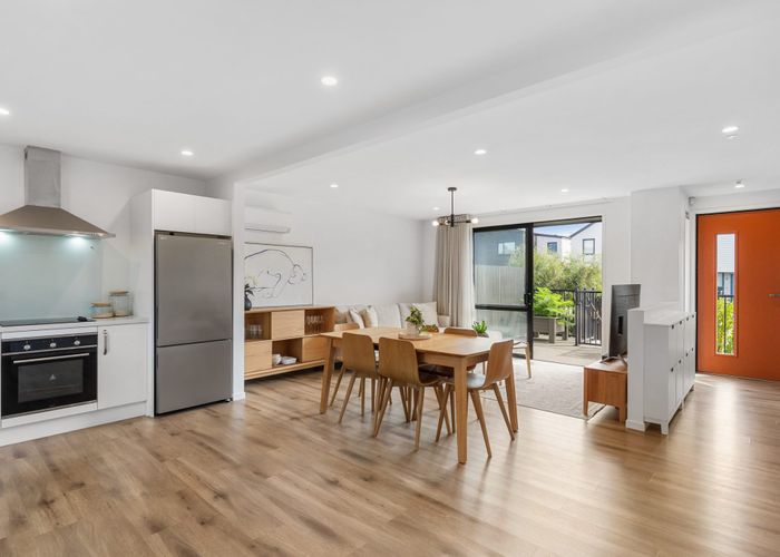  at 37 Cessna Crescent, Mangere, Manukau City, Auckland