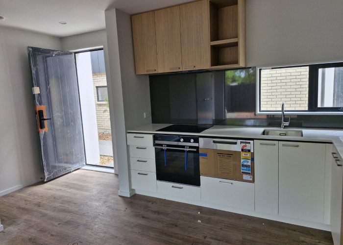  at 24 New Brighton Road, Shirley, Christchurch