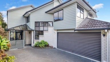  at 3/19 Devon Road, Bucklands Beach, Auckland