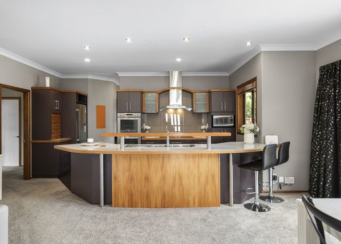  at 8A Boulton Place, Cambridge, Cambridge