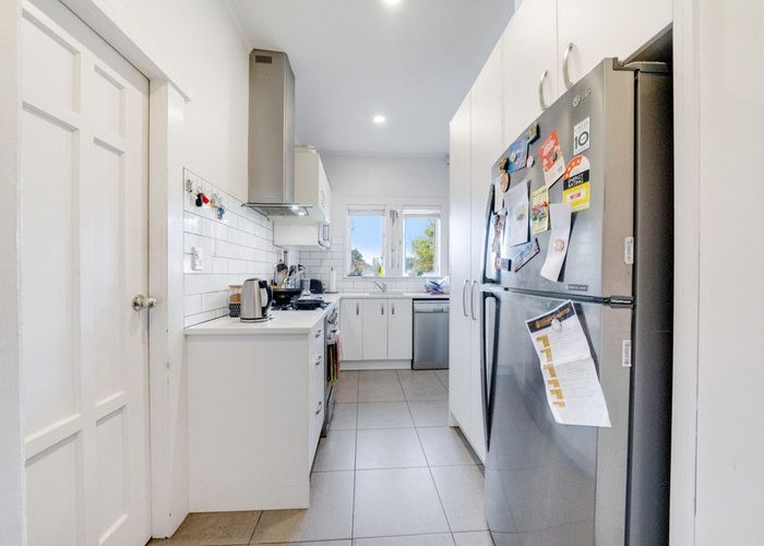  at 4 Jellicoe Street, Otahuhu, Auckland