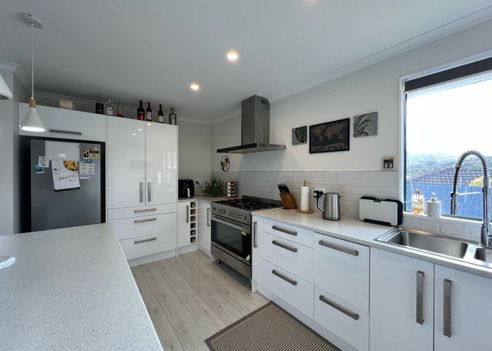  at 33 Taieri Crescent, Kelson, Lower Hutt, Wellington
