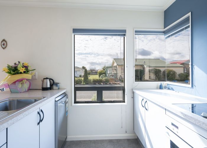  at 46 The Drive, Richmond, Richmond