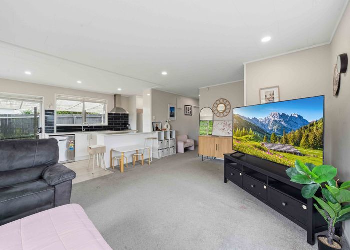  at 18 Shalimar Place, Clover Park, Manukau City, Auckland