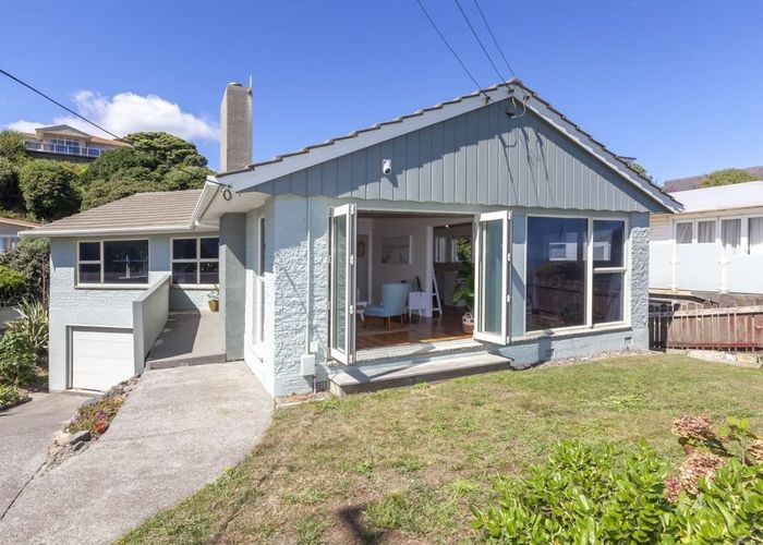  at 9B The Esplanade, Raumati South, Paraparaumu