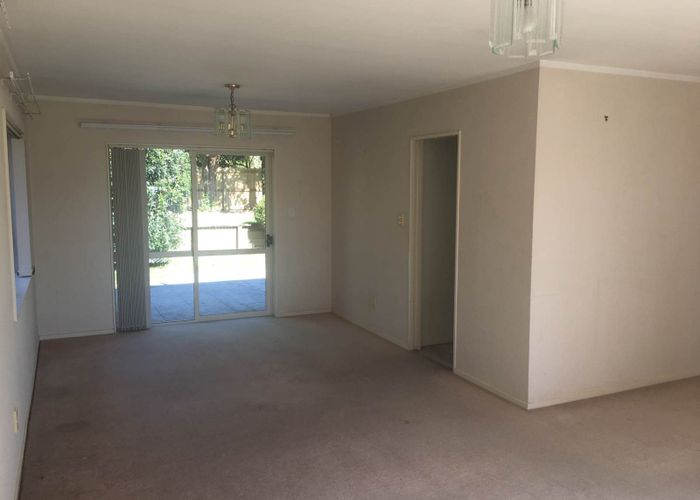  at 26 Ambleside Drive, Northpark, Manukau City, Auckland