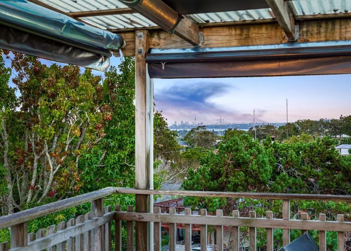  at 12 Raelene Place, Massey, Auckland