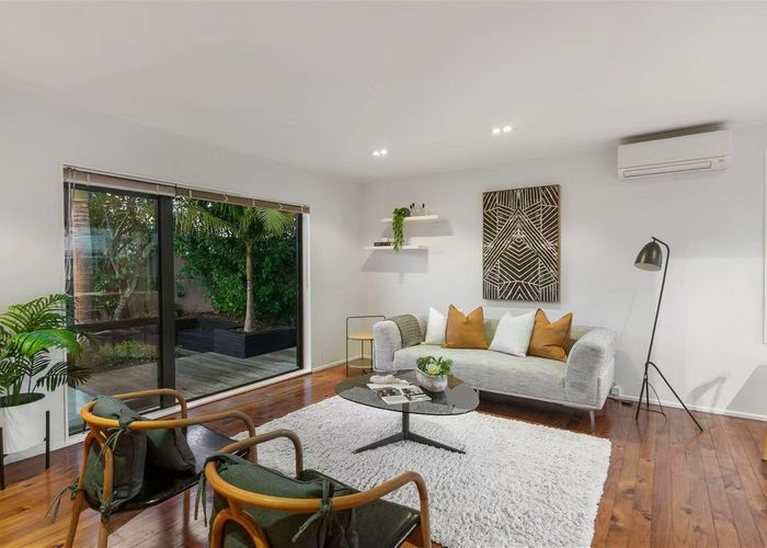  at 270U Sunset Road, Windsor Park, North Shore City, Auckland