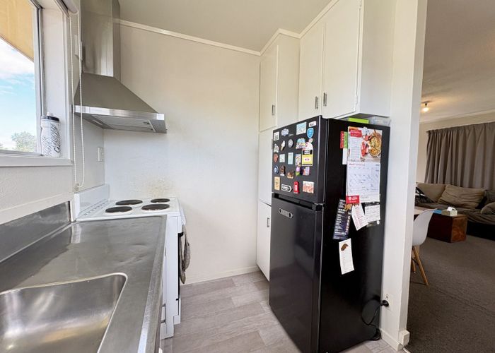  at 1/6 Tecoma Street, Ellerslie, Auckland City, Auckland