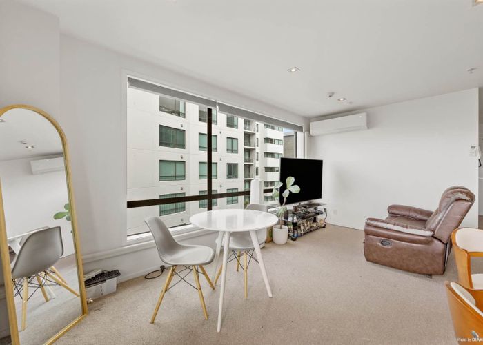  at 413/4 Dockside Lane, City Centre, Auckland City, Auckland