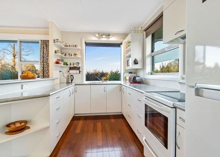  at 10 Mortimer Street, Waimate, Waimate