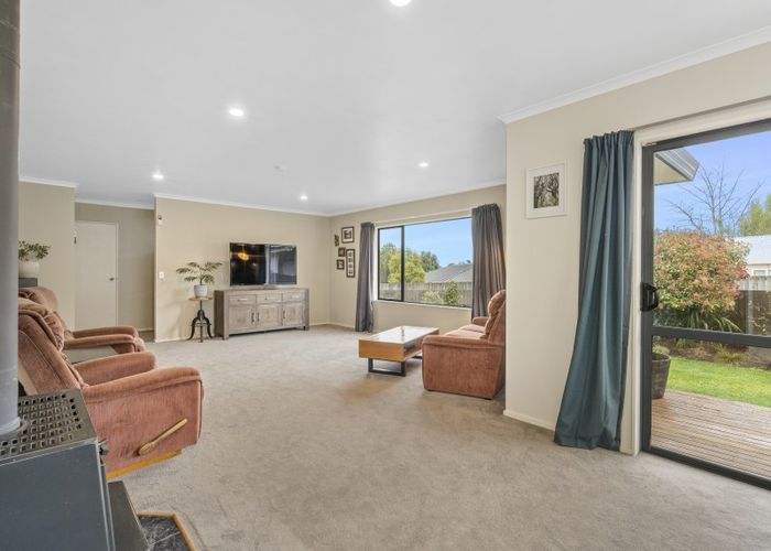  at 1/111 Arthur Crescent, Hilltop, Taupō
