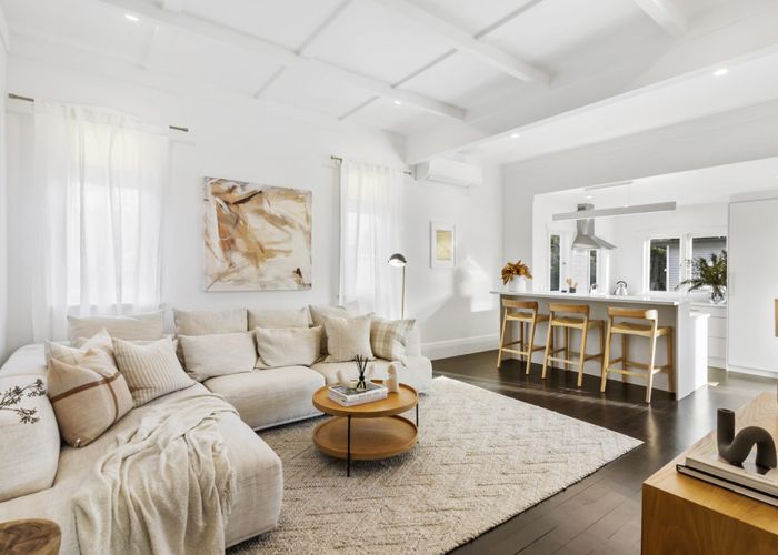  at 82 Lancaster Road, Beach Haven, Auckland