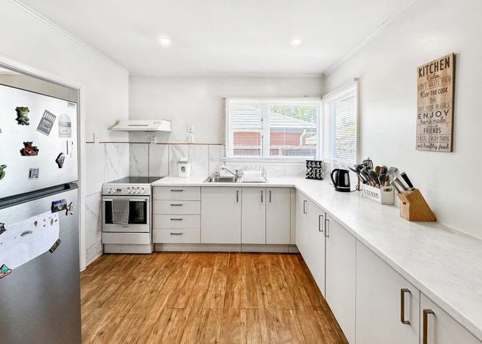  at 68 Racecourse Road, Sockburn, Christchurch