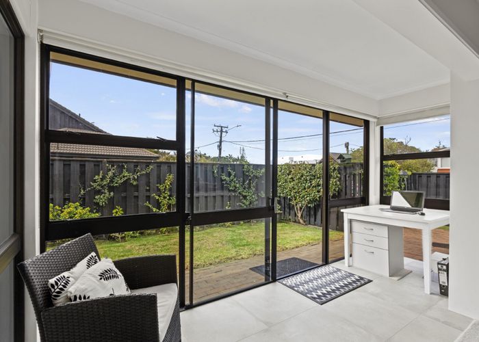  at 1/1 Penzance Road, Mairangi Bay, Auckland
