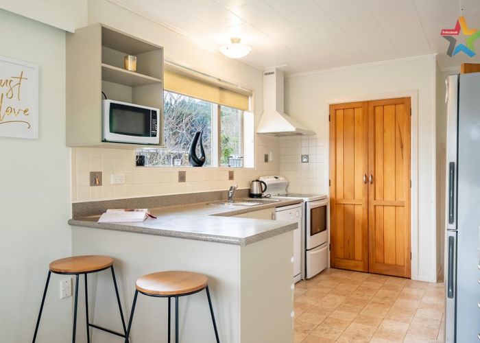  at 15 Zeala Grove, Stokes Valley, Lower Hutt