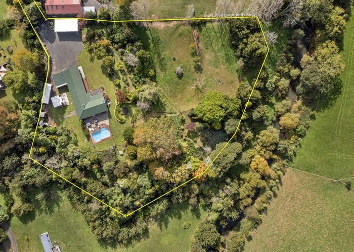  at 8 Totara Grove, Waitetuna