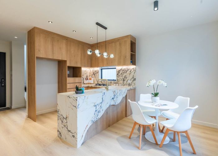  at Lot 2, 25 Grande Vue Road, Papatoetoe, Manukau City, Auckland