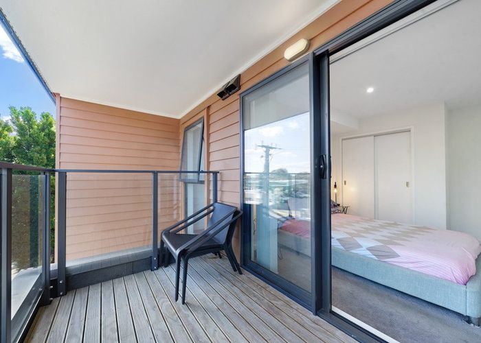  at 206/8 Gray Avenue, Mangere East, Manukau City, Auckland