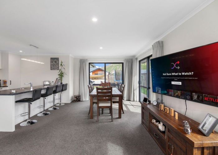  at 21 George Fyfe Way, Wakefield, Wakefield