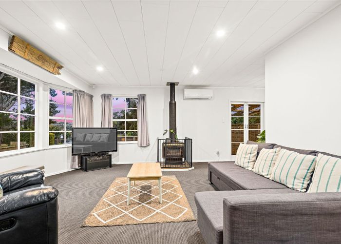  at 7 Allington Road, Massey, Auckland