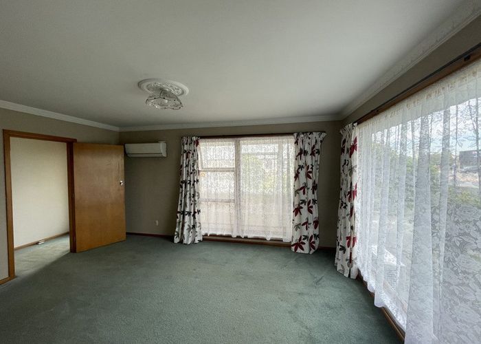  at 1/801 Main North Road, Belfast, Christchurch