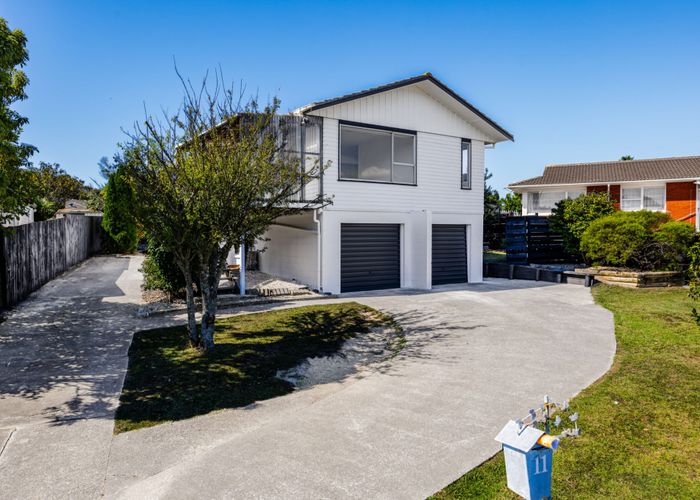  at 11 Ellison Place, Pakuranga Heights, Manukau City, Auckland