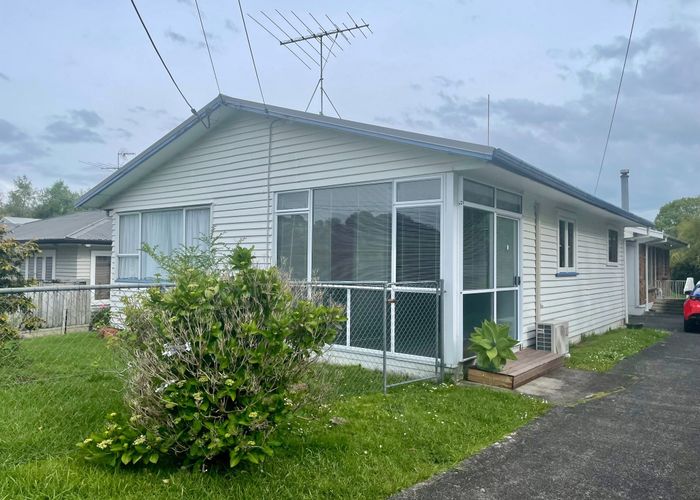  at 70 Routley Drive, Glen Eden, Waitakere City, Auckland