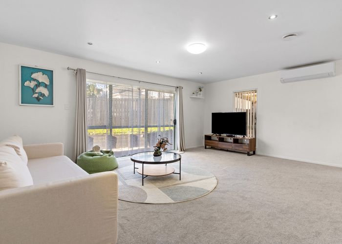  at 1/51 Sungrove Rise, Sunnyvale, Waitakere City, Auckland