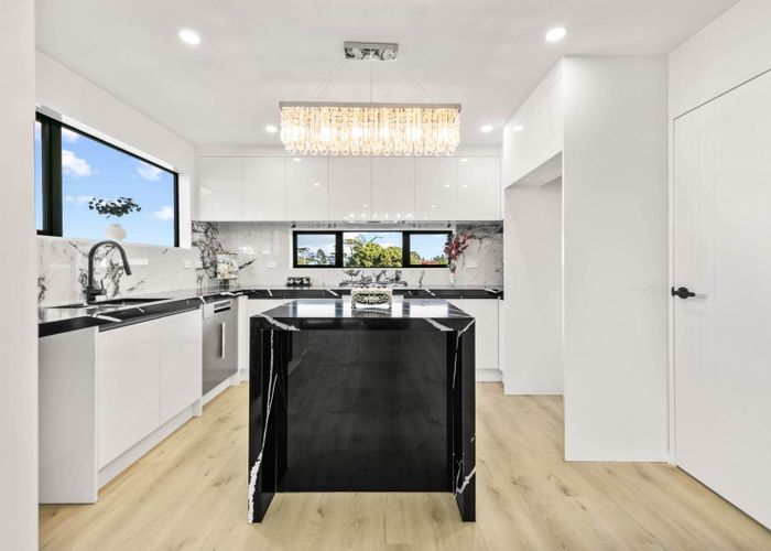  at 6A Pikitea Road, Mangere Bridge, Manukau City, Auckland