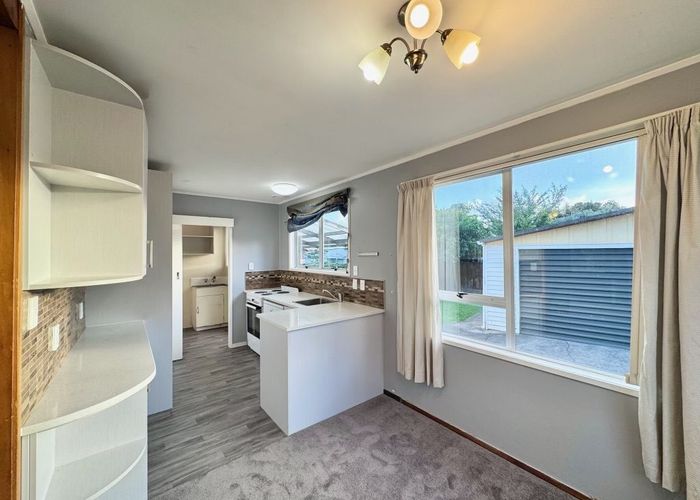  at 40 Lisa Rise, Half Moon Bay, Manukau City, Auckland