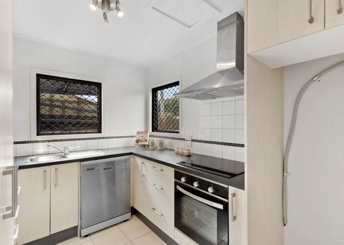  at 2/47 Pakuranga Road, Pakuranga, Auckland