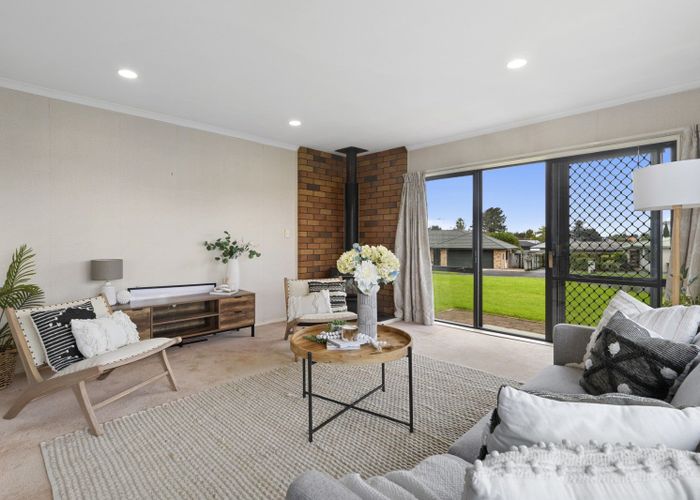  at 1 Hinton Place, Pyes Pa, Tauranga