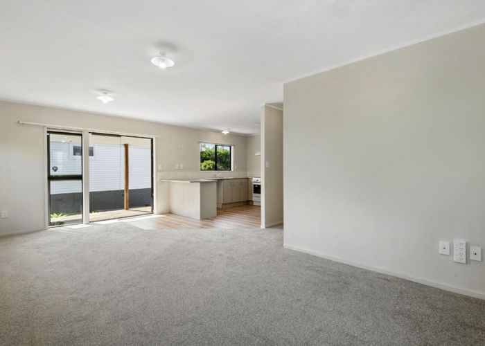  at 199a Chivalry Road, Glenfield, North Shore City, Auckland