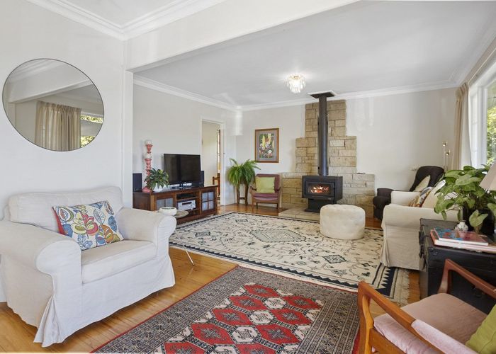  at 2 Lucy Road, Waiomu, Thames