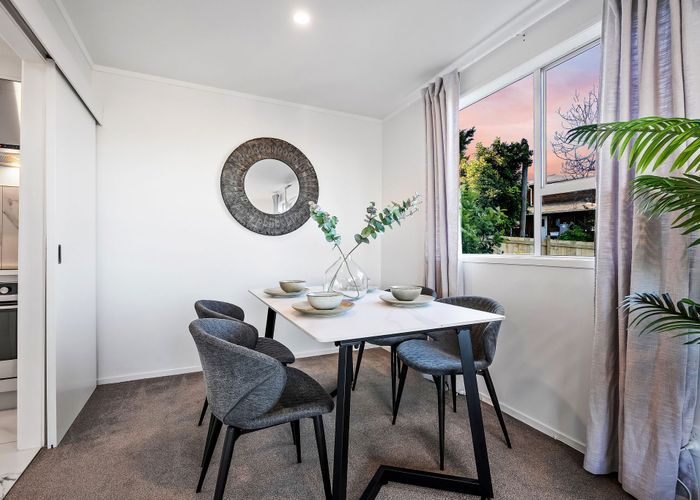  at 8 Corric Hill, Torbay, North Shore City, Auckland