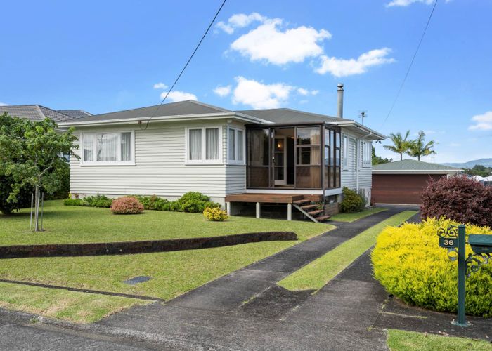  at 36 Gloria Avenue, Te Atatu Peninsula, Auckland