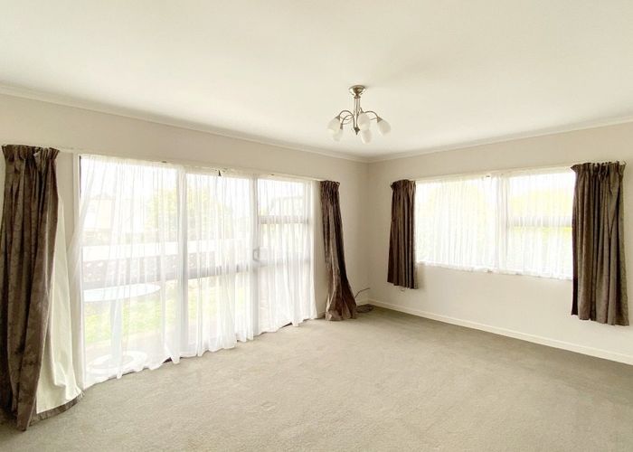  at 68 Donovan Street, Blockhouse Bay, Auckland City, Auckland