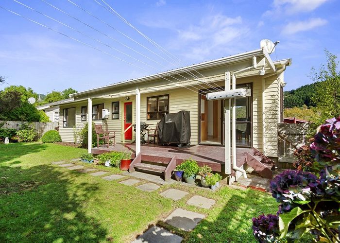  at 6 Zande Terrace, Tawa, Wellington, Wellington