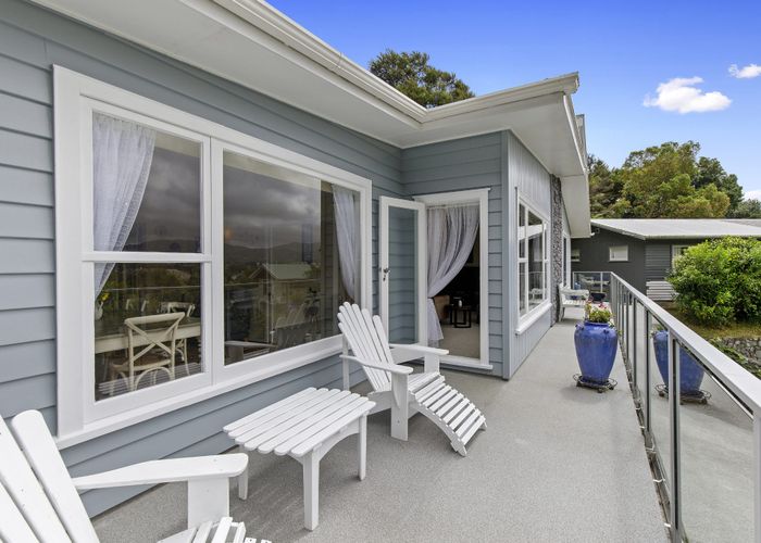 at 8 Volkner Grove, Waterloo, Lower Hutt