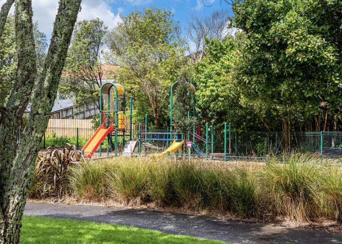  at 71 Moa Road, Point Chevalier, Auckland